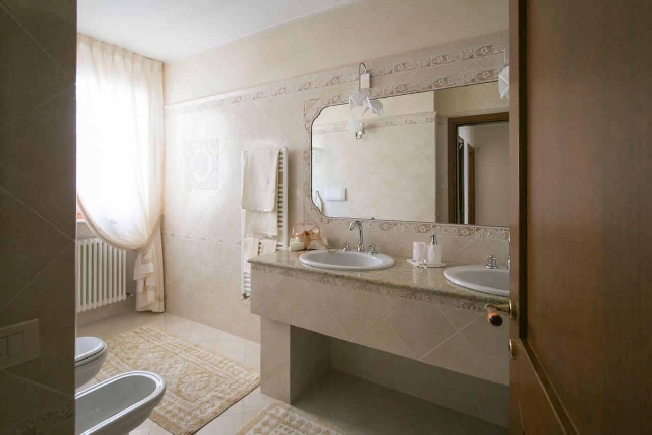 Camera Matrimoniale con Bagno Privato Esterno
